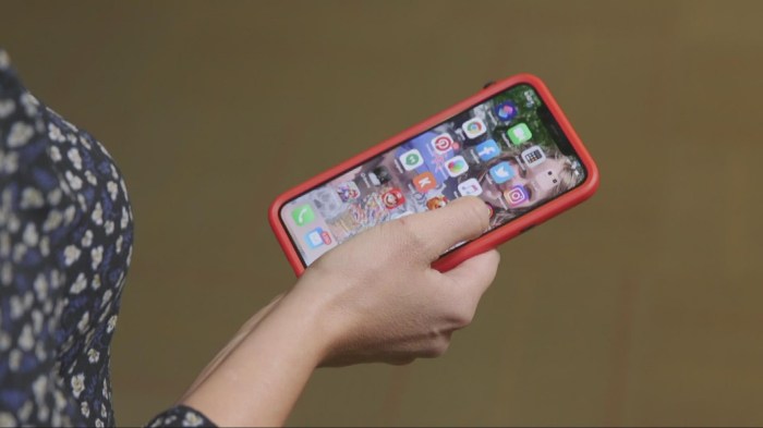 How to optimize your phone storage in 4 easy steps.